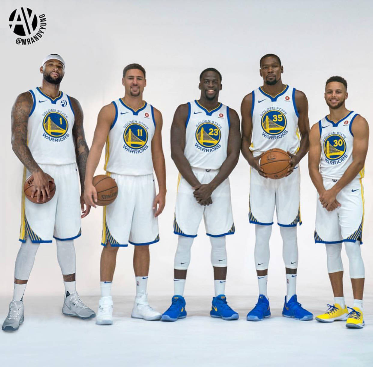 本场停赛缺席！C罗社媒发文助威队友：团结一心为葡萄牙而战（停赛无缘本场！C罗社媒发声为队友打气：同心协力为葡萄牙而战）