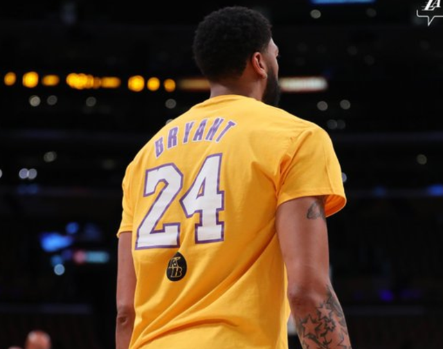 尤文客场3-2博德闪耀，乔纳森-戴维绝杀，奥蓬达、麦肯尼建功（尤文客场3-2险胜博德：乔纳森-戴维压哨绝杀，奥蓬达、麦肯尼建功）