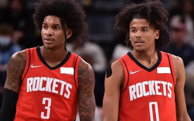 18年前的今天：科比常规赛生涯总得分正式突破20000分大关（18年前的今天，科比常规赛生涯总得分突破20000分里程碑）