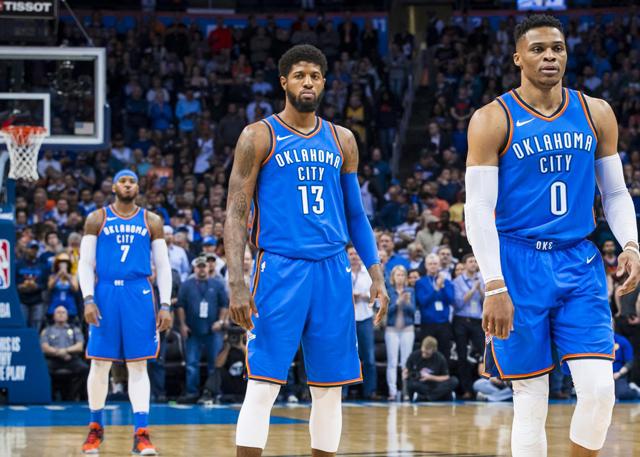 🎮KeSPA杯战报：Zeka阿卡丽超神砍13杀，HLE鏖战三局力克T1（KeSPA杯速报：Zeka阿卡丽砍下13杀，HLE三局苦战击败T1）