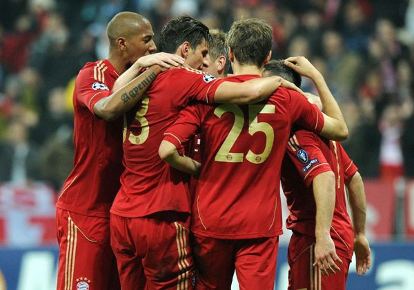 镜报：曼联100英镑开放球迷参观卡灵顿新基地，可进入更衣室（镜报：曼联开放卡灵顿新基地参观，票价100英镑，球迷可进更衣室）