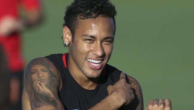 苏格兰vs丹麦世界杯直通资格五度易手，蒂尔尼补时绝杀救主（苏格兰对丹麦，世界杯直通席位五度易主，蒂尔尼补时绝杀救主）