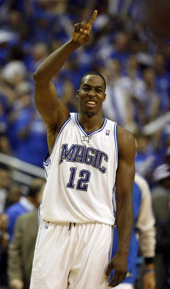 托尼：劳塔罗是国米的灵魂，但他在队友面前应多展现出笑容（托尼：劳塔罗是国米灵魂，期望他在队友面前更常微笑）