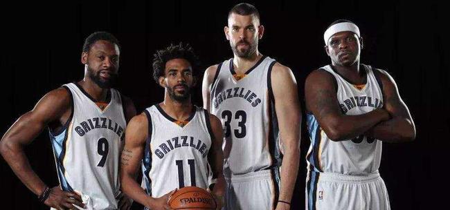 已经低头！高层调解之后阿隆索主动“示好”明星，愿意更改新战术（高层调停后阿隆索向明星递橄榄枝，愿调整新战术）